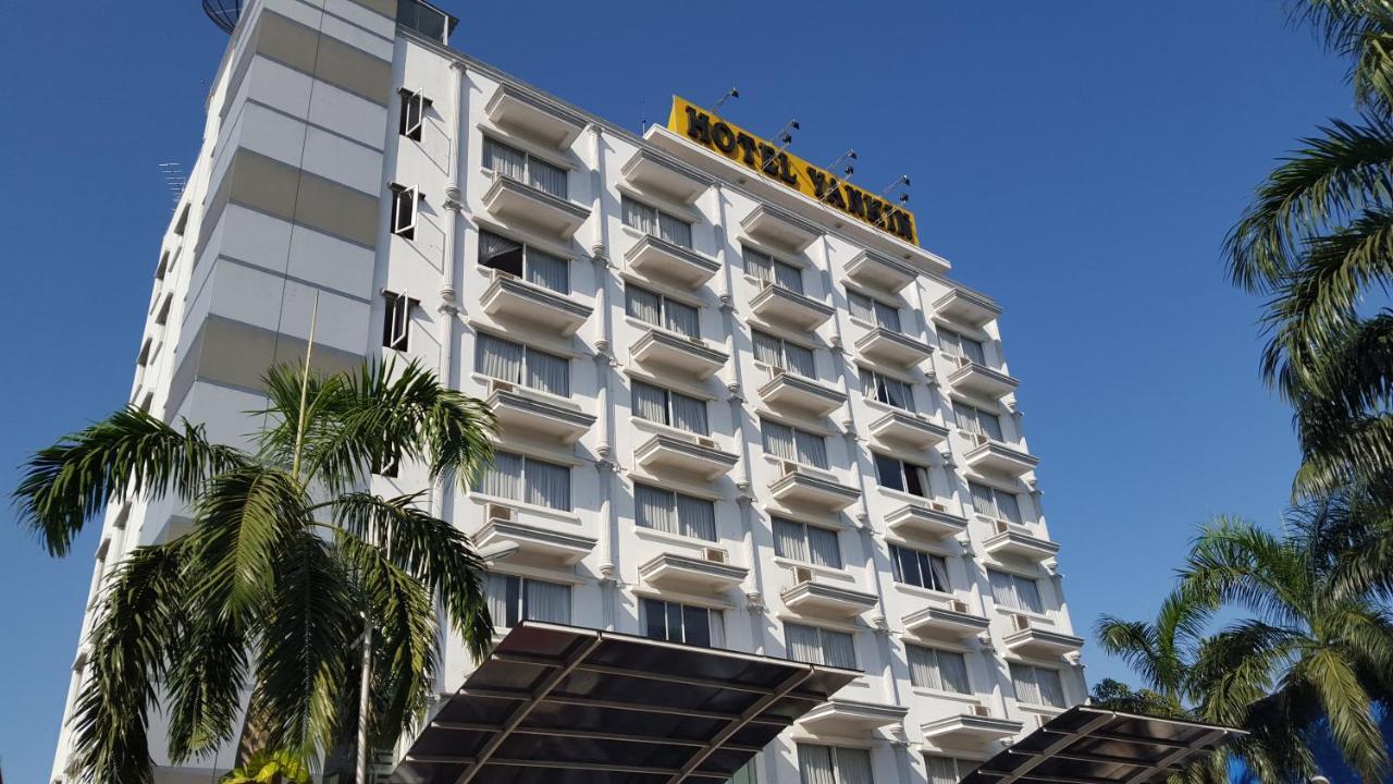 Hotel Yankin Yangon Exterior foto