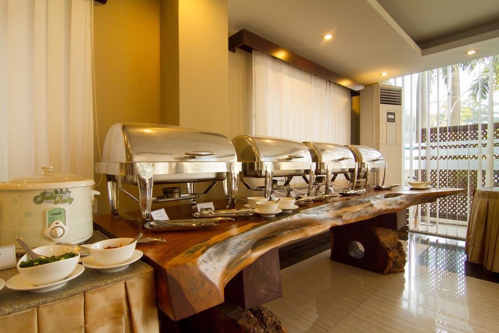 Hotel Yankin Yangon Exterior foto