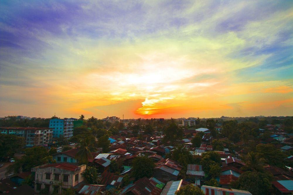 Hotel Yankin Yangon Exterior foto