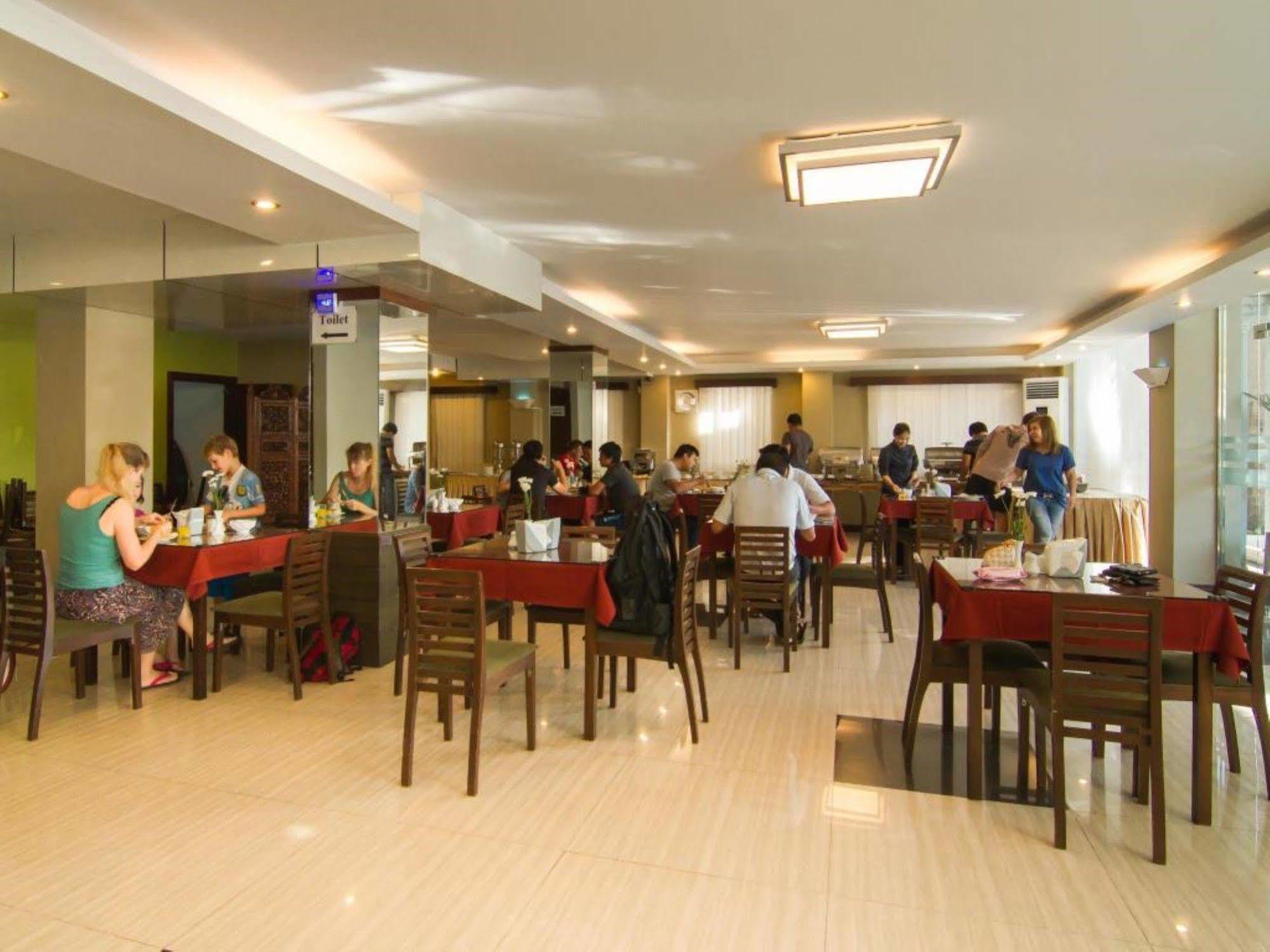 Hotel Yankin Yangon Exterior foto