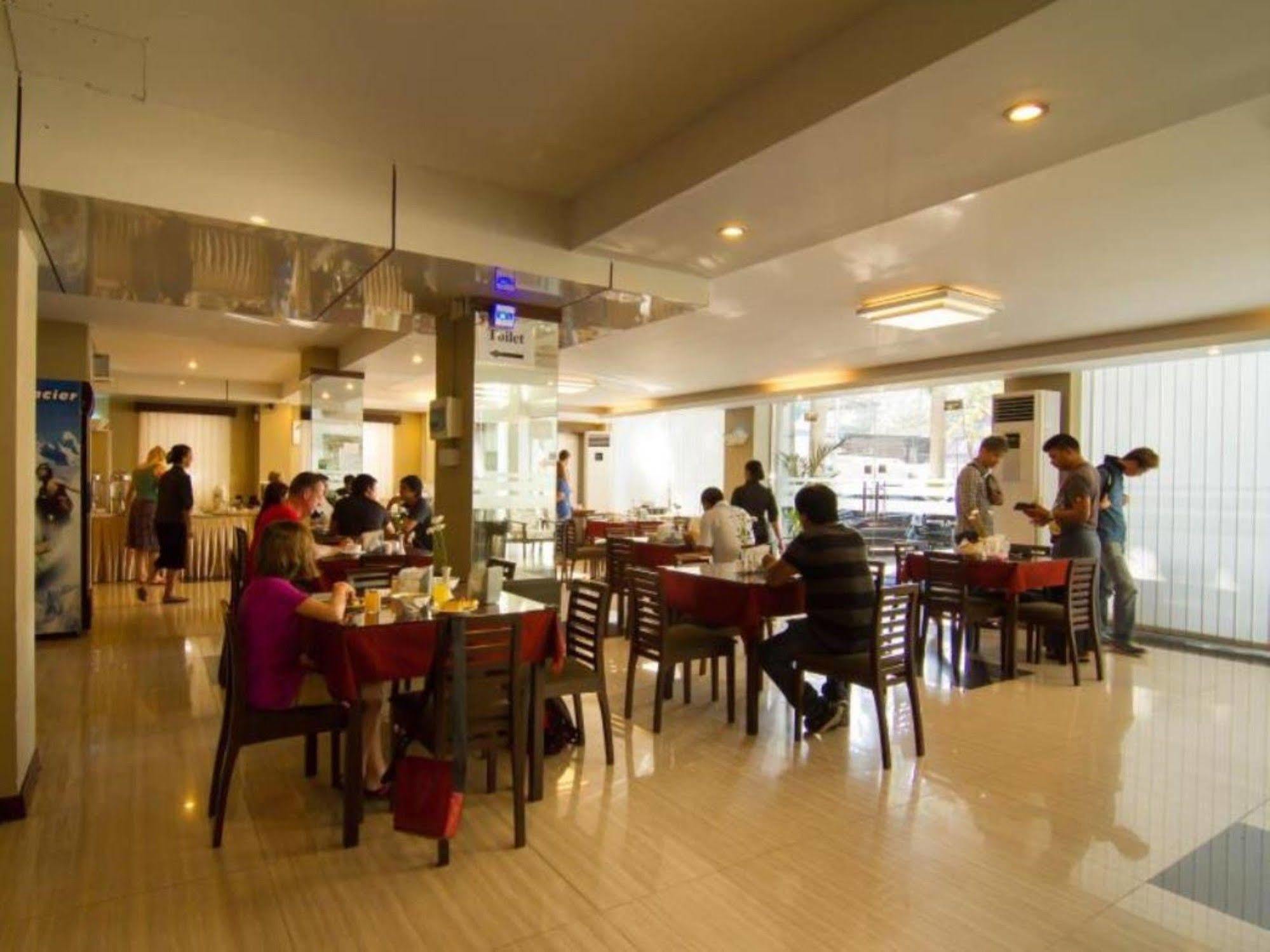 Hotel Yankin Yangon Exterior foto